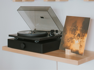 Floating Record Player Table