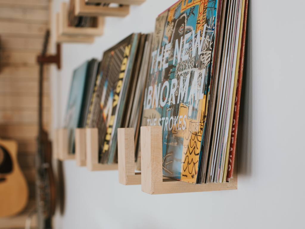 Wood Vinyl Record Shelf Wall Mount Vinyl Holder Wall Elegant Album Record  Holder Display Your Daily