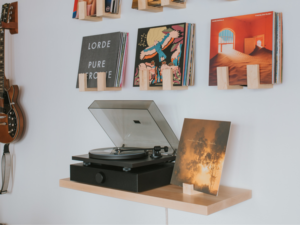 Floating Record Player Table - Deep Cut